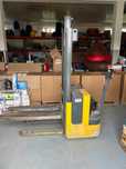 Transpalet electric cu catarg 1500kg/3M