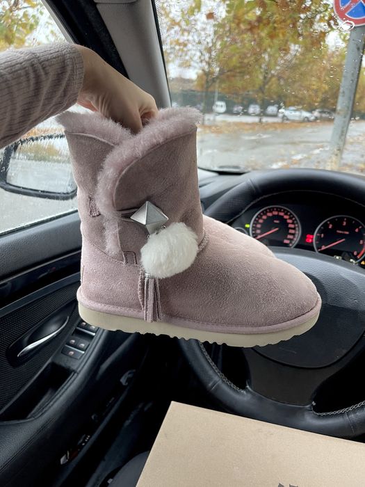 Ugg originale marime 36