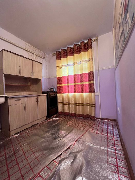 Широткада 1 хонали уй сотилади