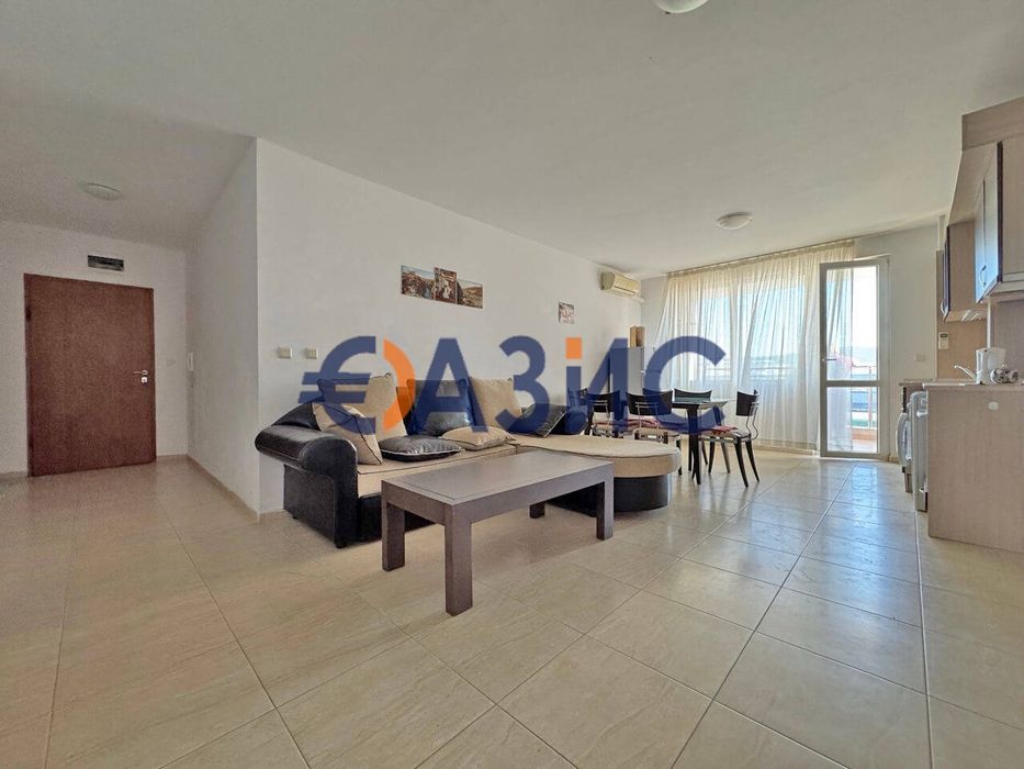 Продава се Тристаен апартамент в к.к. Слънчев бряг - 96 кв.м за 1011 €/кв.м - Снимка #4