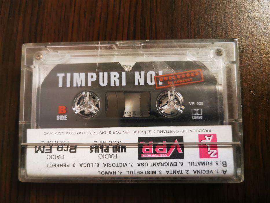 Caseta Timpuri Noi Uplugged