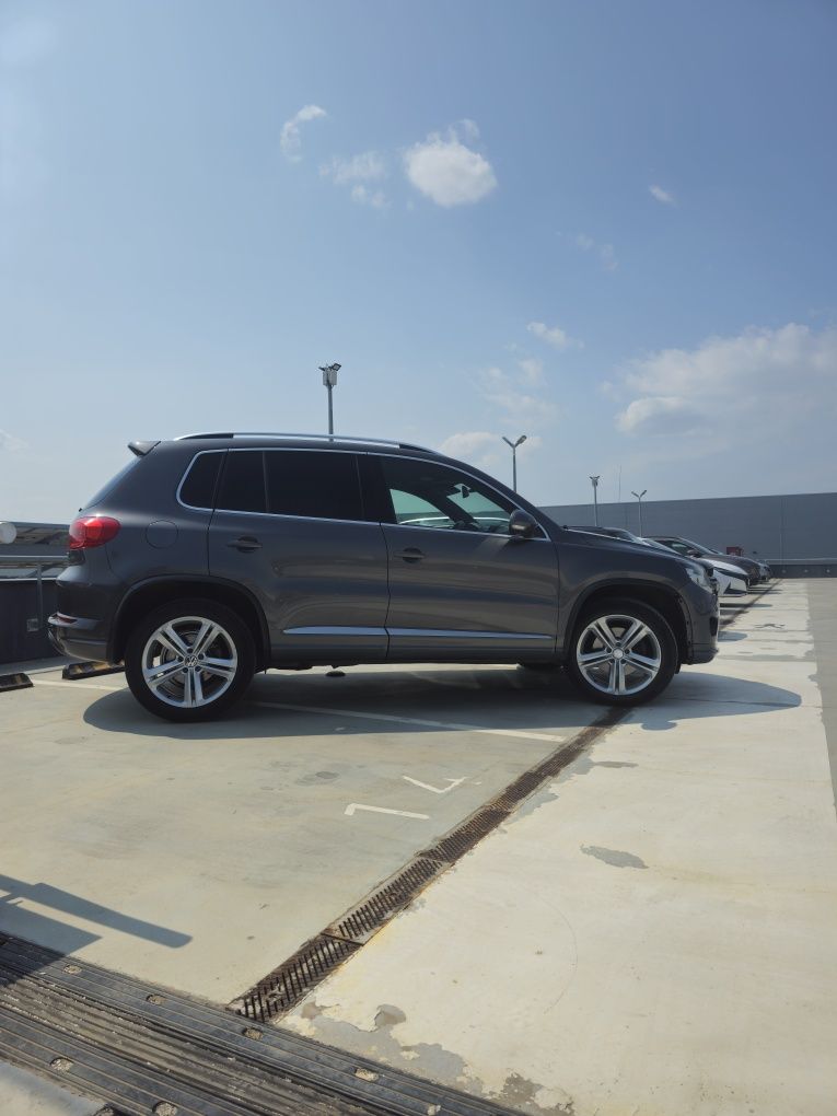 VW Tiguan R-line 177cp usor negociabil