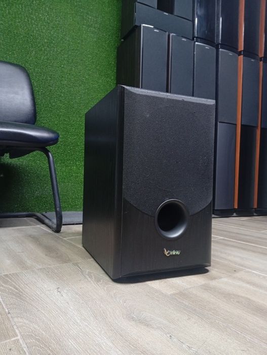 Активен субуфер Infinity Alpha