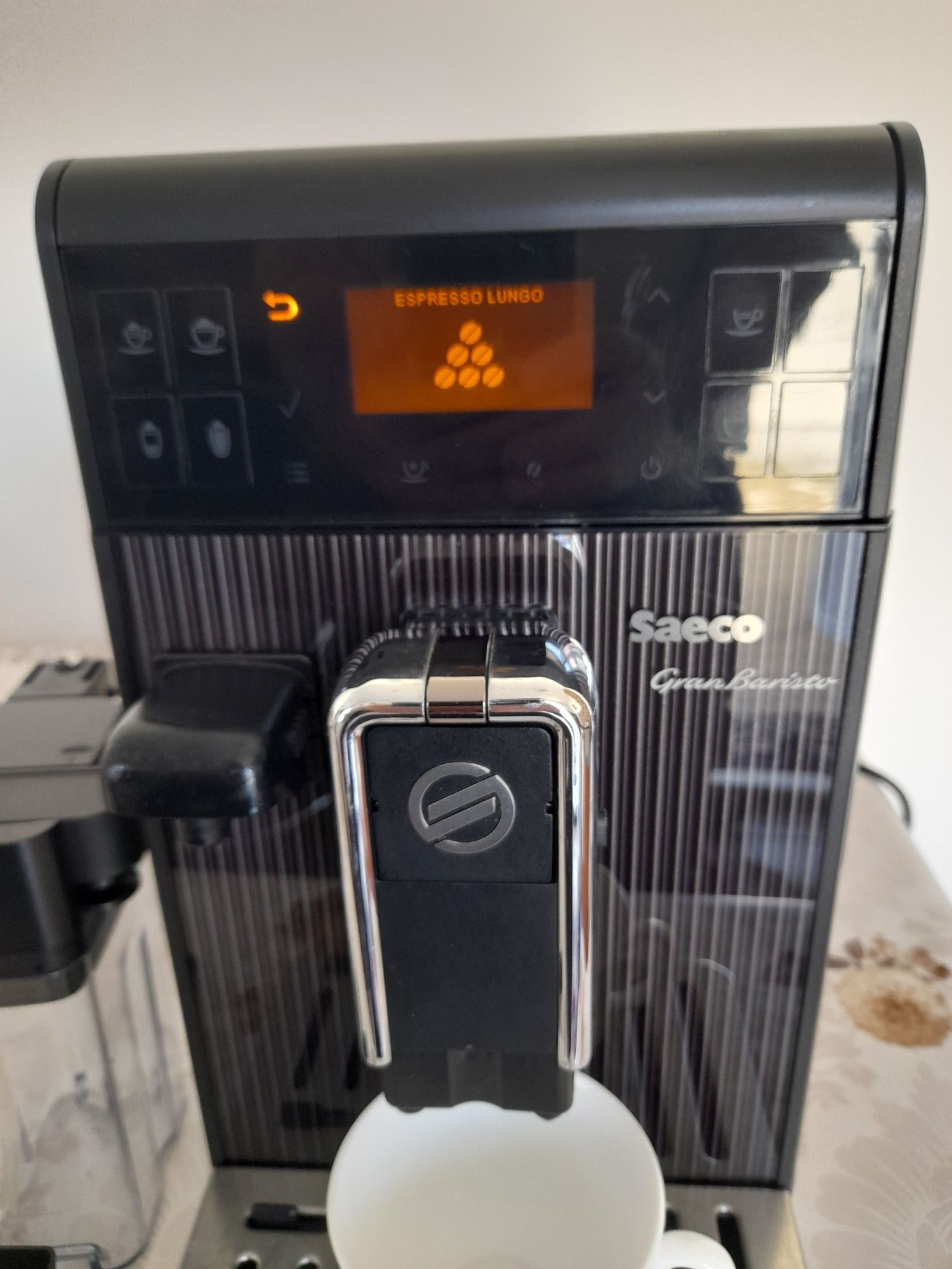 Vând expresor de cafea marca Saeco Gran Baristo