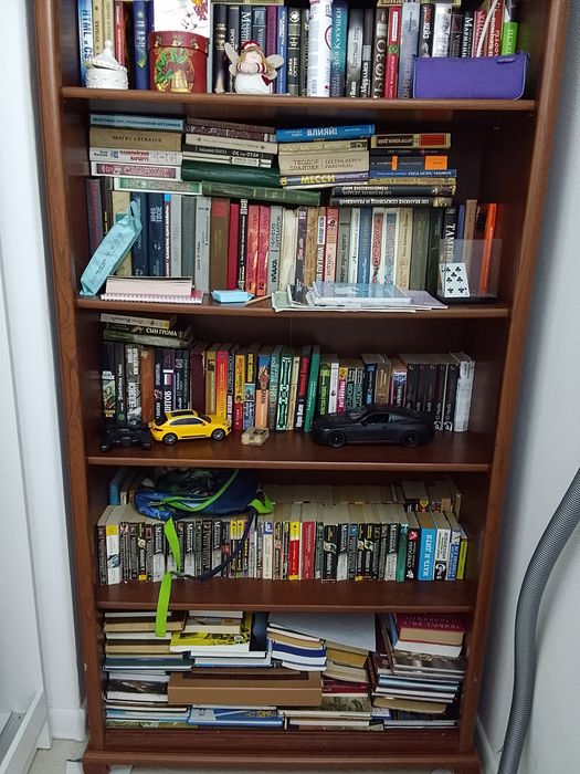 Продаю книги советские и зарубежные