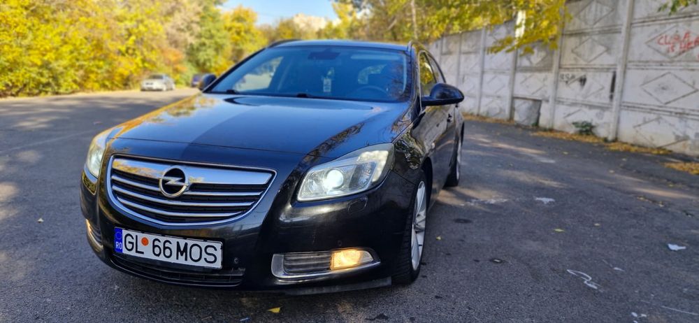 Vind Opel Insignia 2012 Euro 5. Motor 1980cm diesel.