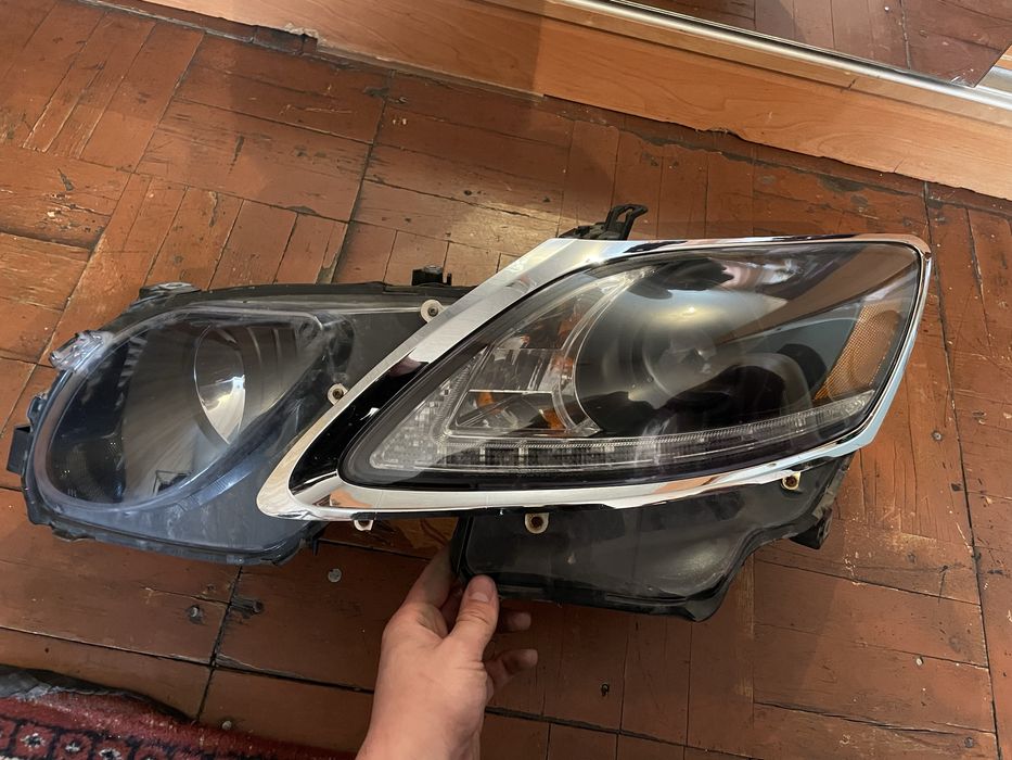 Lexus gs 300 190 левая фара