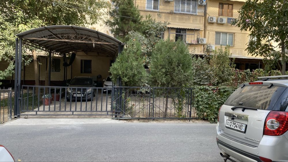 Юнусобод 8 квда. 1 этаж