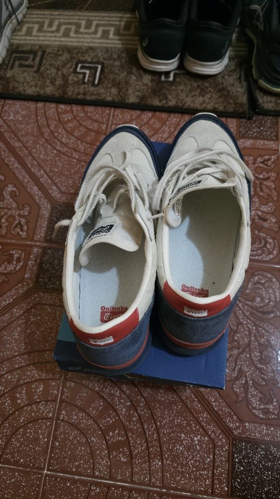 Спортни обувки ,маратонки ,Asics Onitsuka Tiger,мъжки или детски