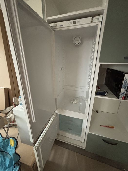 Хладилник за вграждане Liebherr