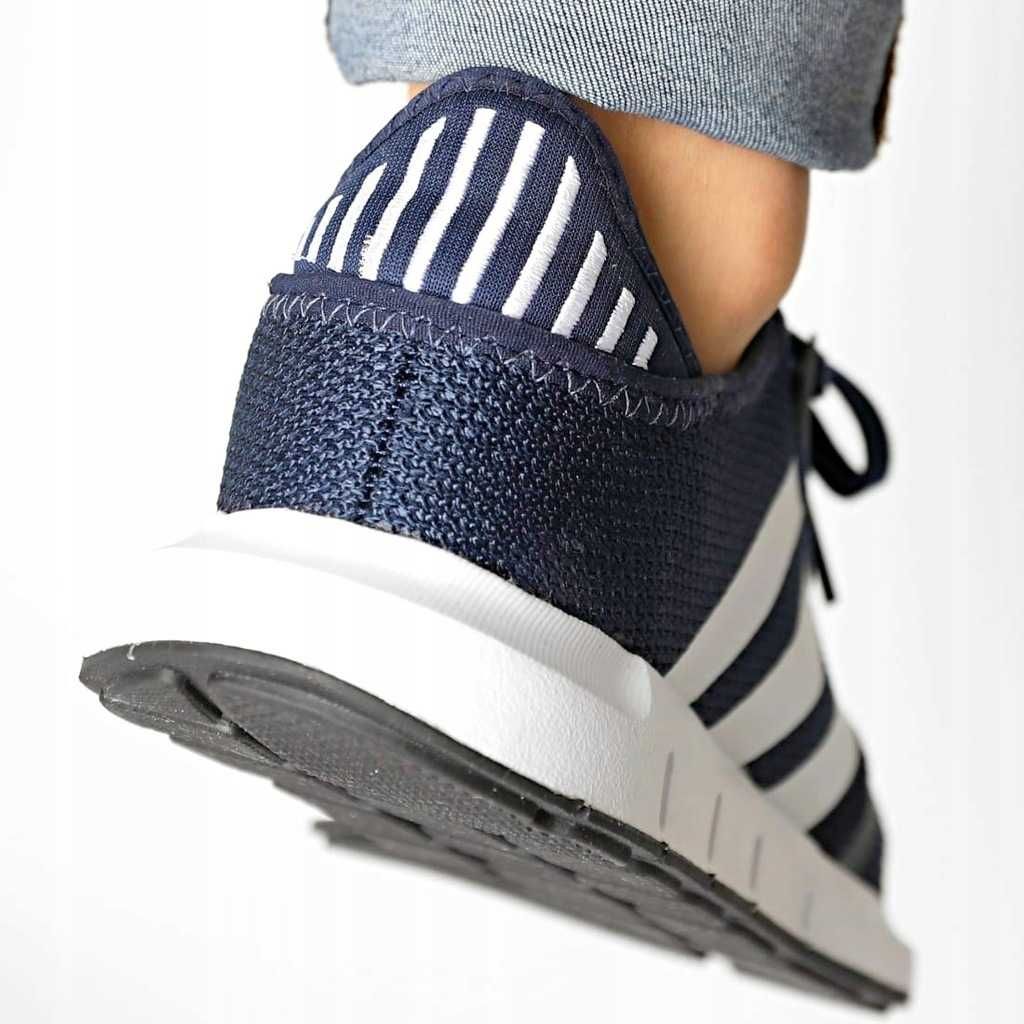 Оригинални маратонки * ADIDAS SWIFT RUN X * EU 45 1/3