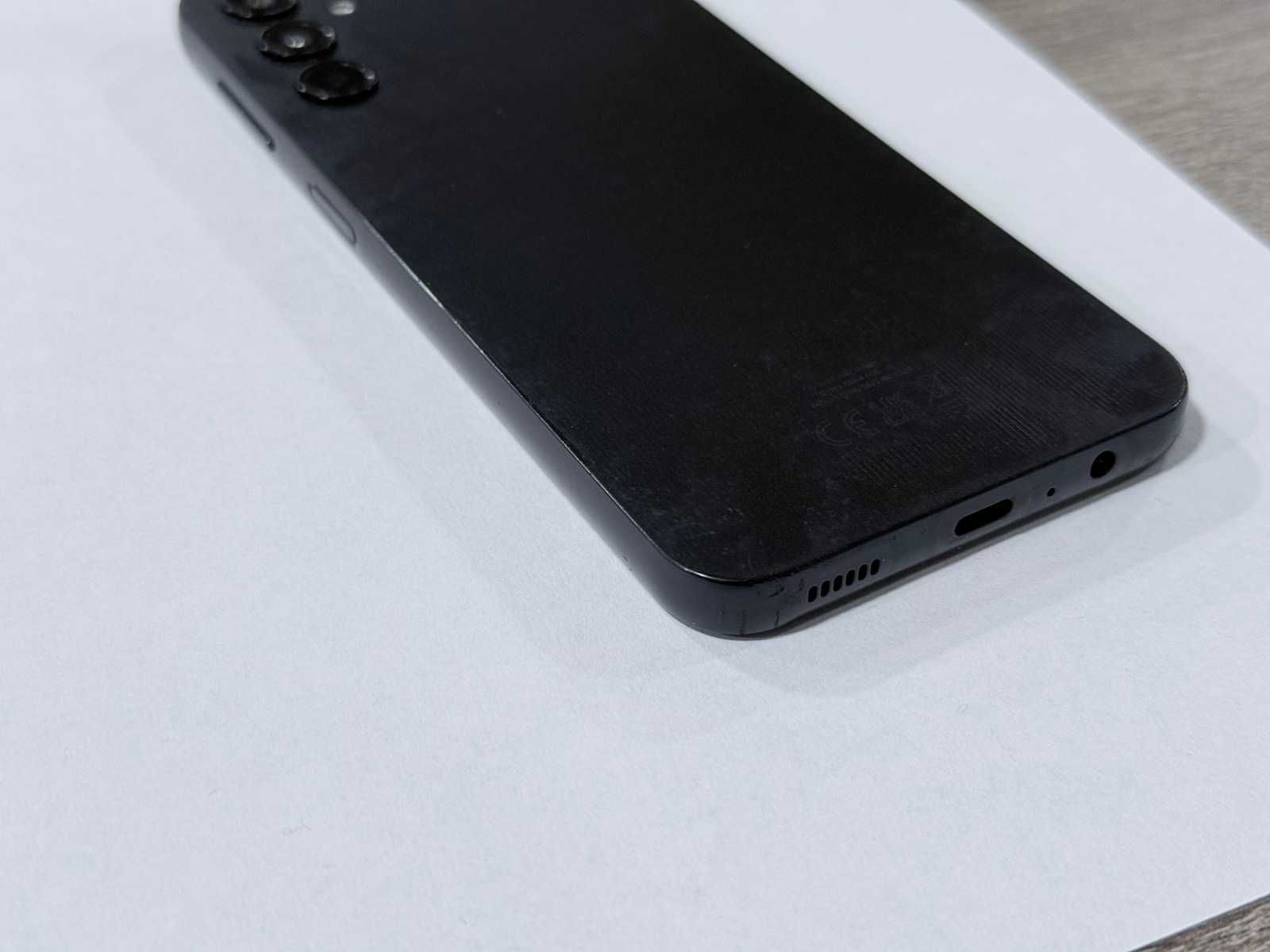 Продавам Samsung A14