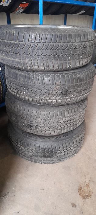 Anvelope iarna 205,/55/16 cu jante opel
