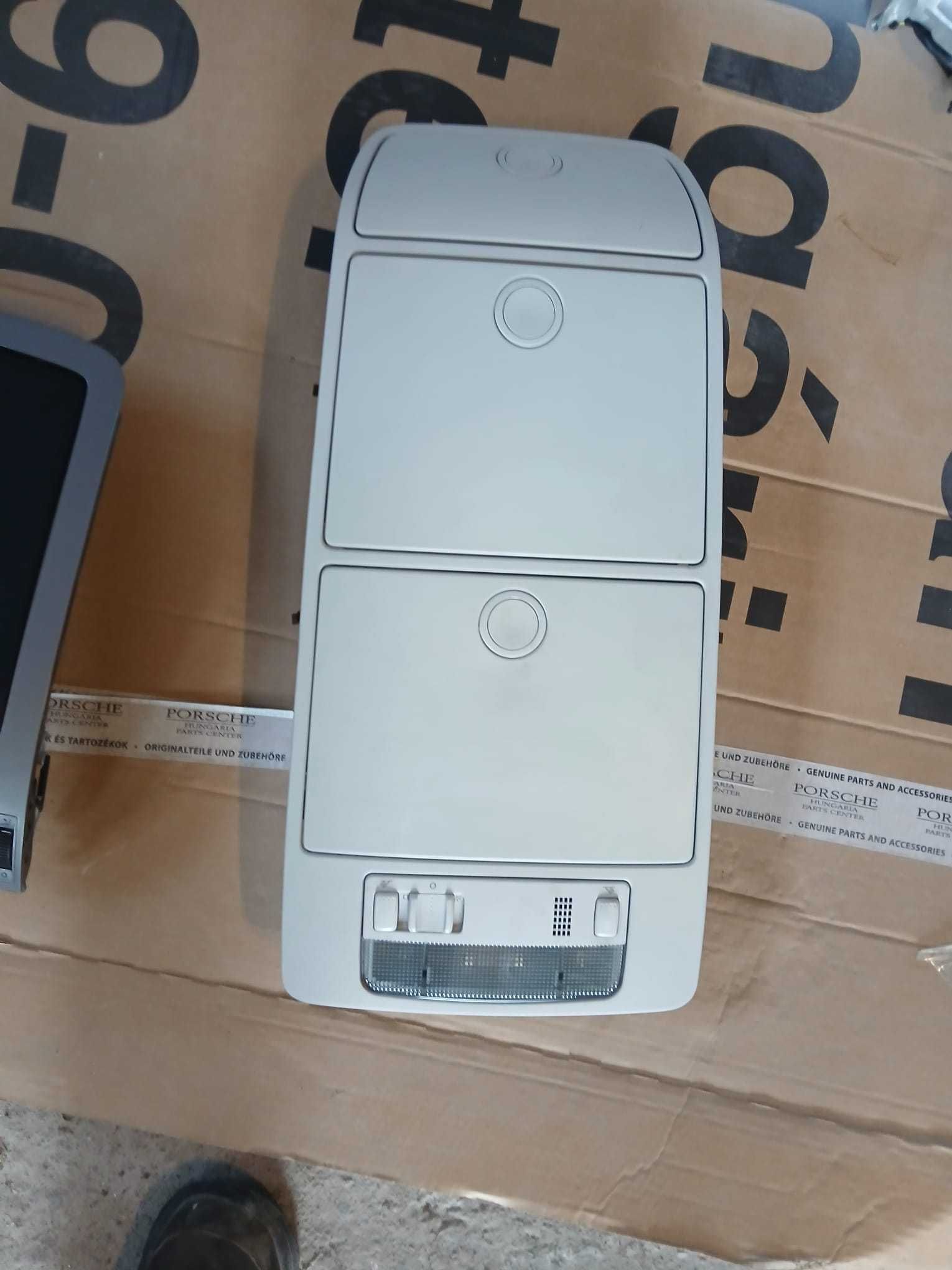 torpedou usita bord grile aerisire trimuri suport ochelari