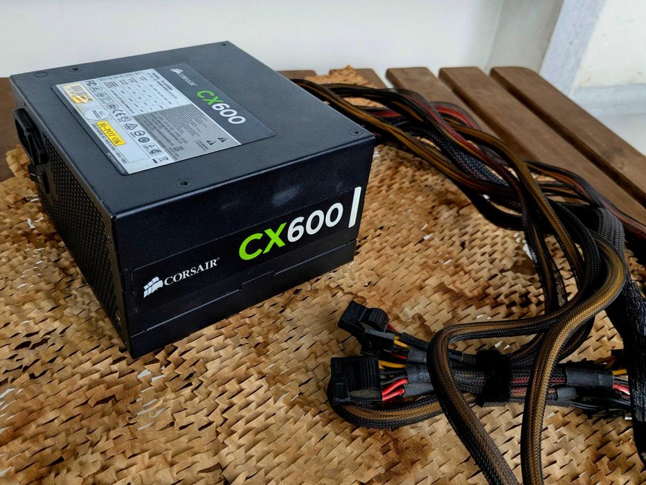 Захранване Corsair CX600 (600W, 80+ bronze)