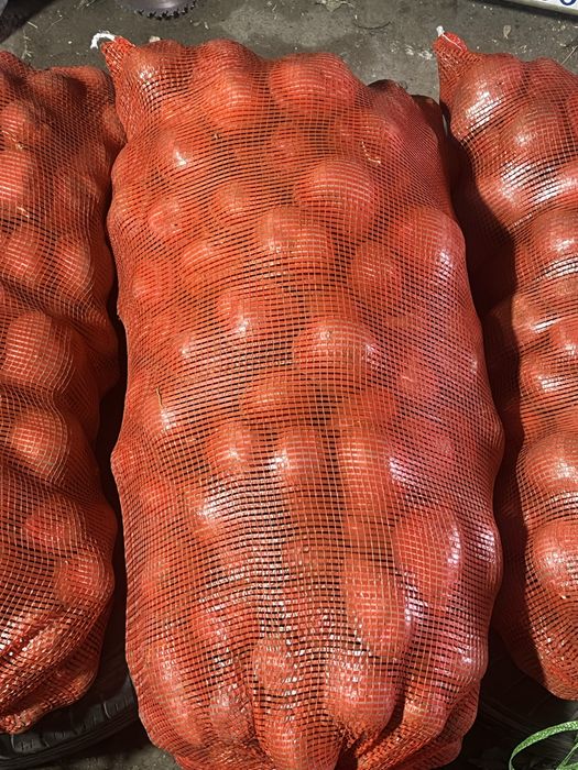 продам картошку домашние 8000тг мешок в мешке 30 кг доставка есть