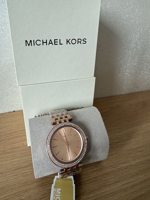 Нов часовник Michael Kors