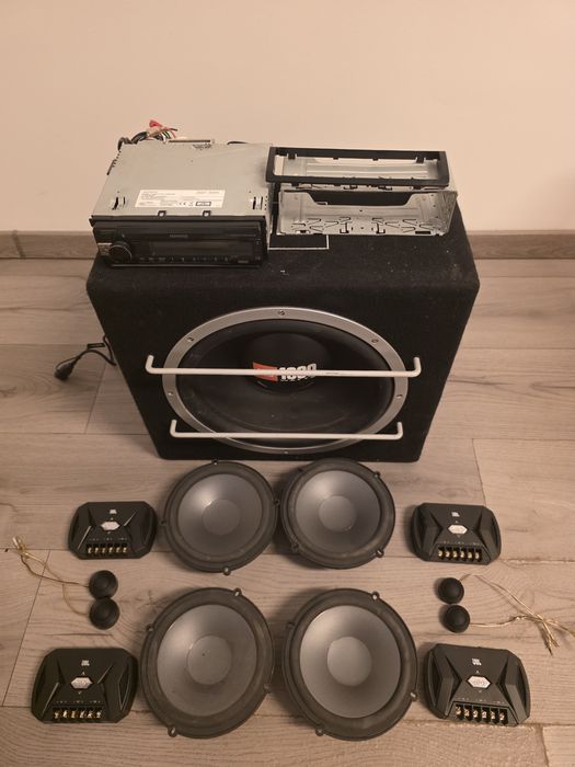 Pachet audio - difuzoare - subwoofer - Mp3 player