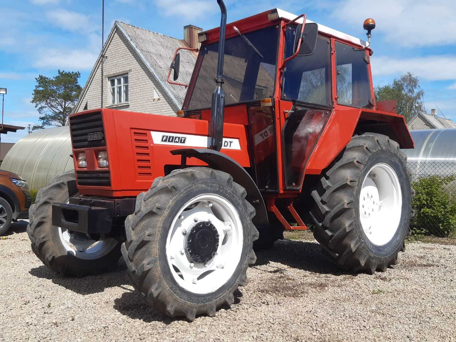 Tractor Fiat AGRI 666 DTC-central-4x4