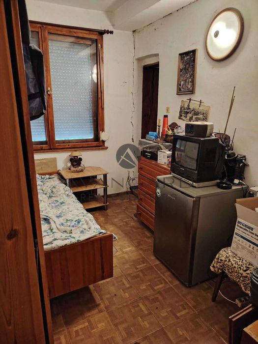 Продава се Тристаен апартамент в Пловдив, Център - 75 кв.м за 2000 €/кв.м - Снимка #5