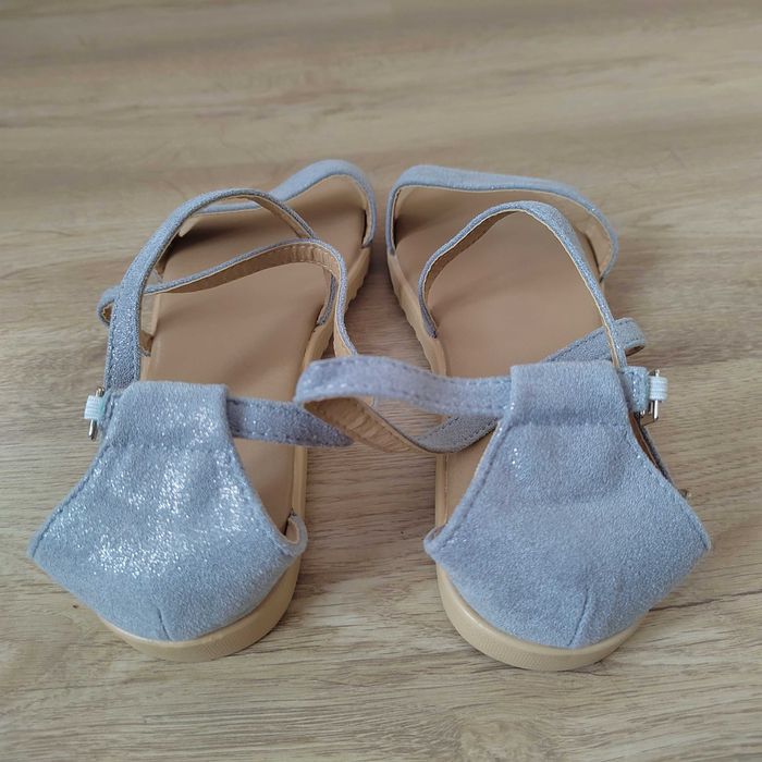 Дамски сандали сиви