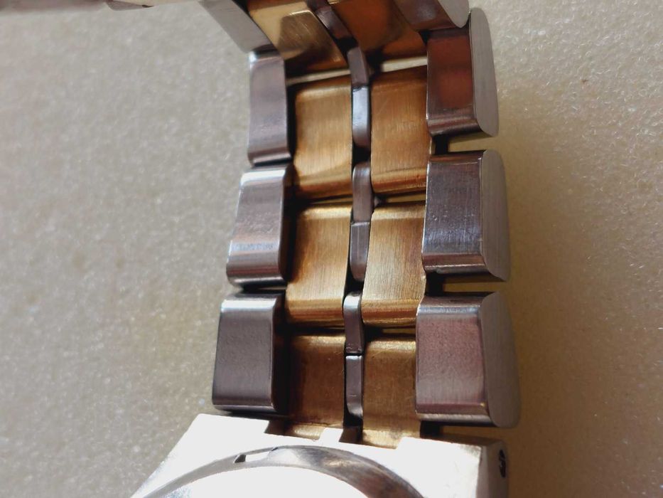 Омега,Omega Constellation,злато-стомана-електромеханичен часовник 70г.