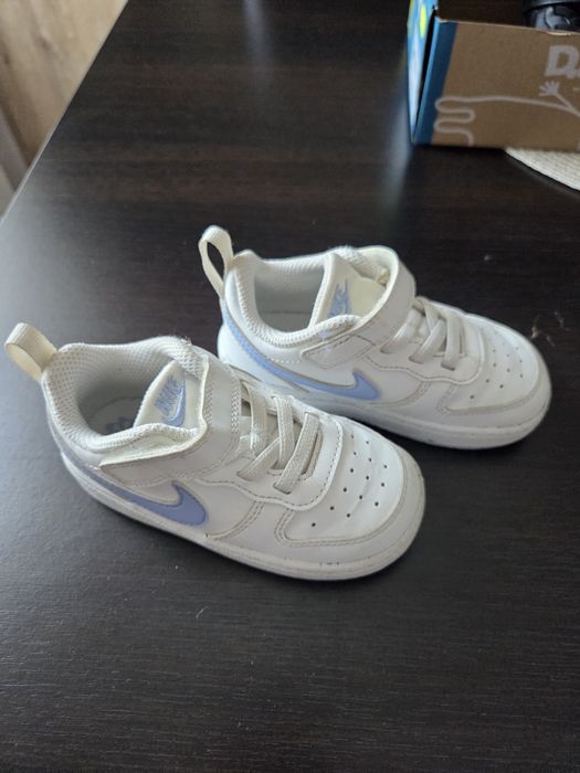 Papuci Nike 23.5