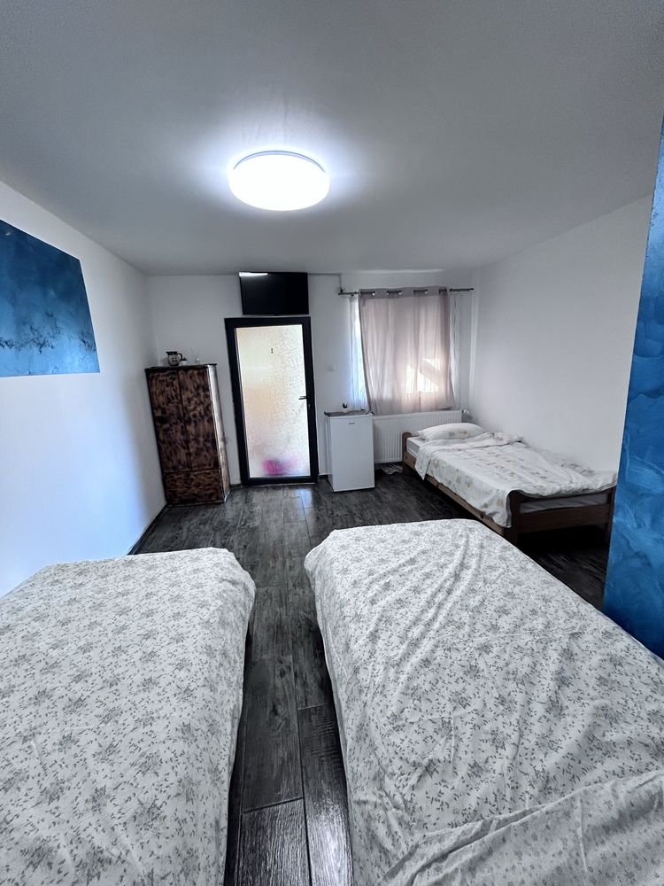 Cazare 10 camere