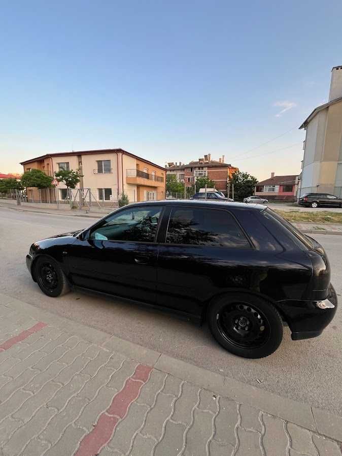 Audi A3 1.8T Десен Волан !
