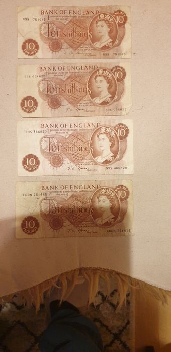 Bancnota de 10 selling England