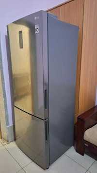 Срочно продается Холодильник LG модели GC-B559PMBZ