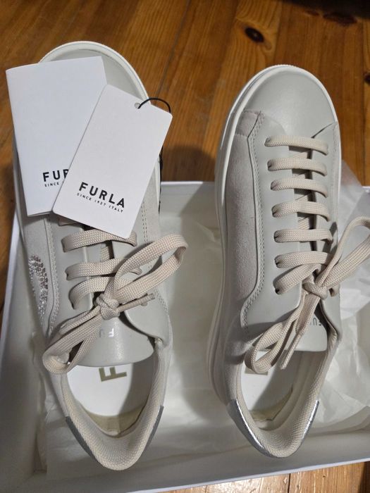 Оригинални FURLA  сникърси