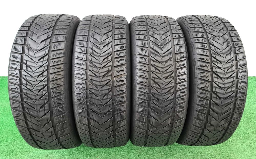 4бр. 235/55/17 VREDESTEIN Wintrac XTreme S- зимни