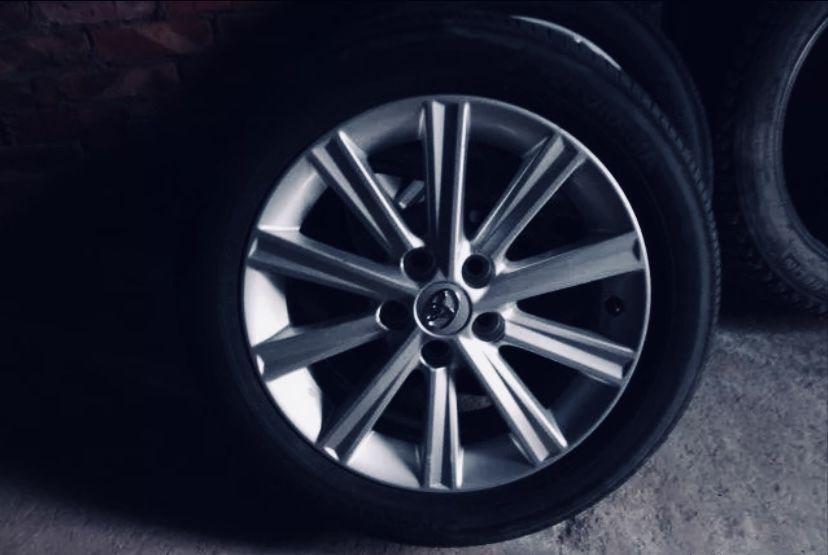 Диски на камри литые