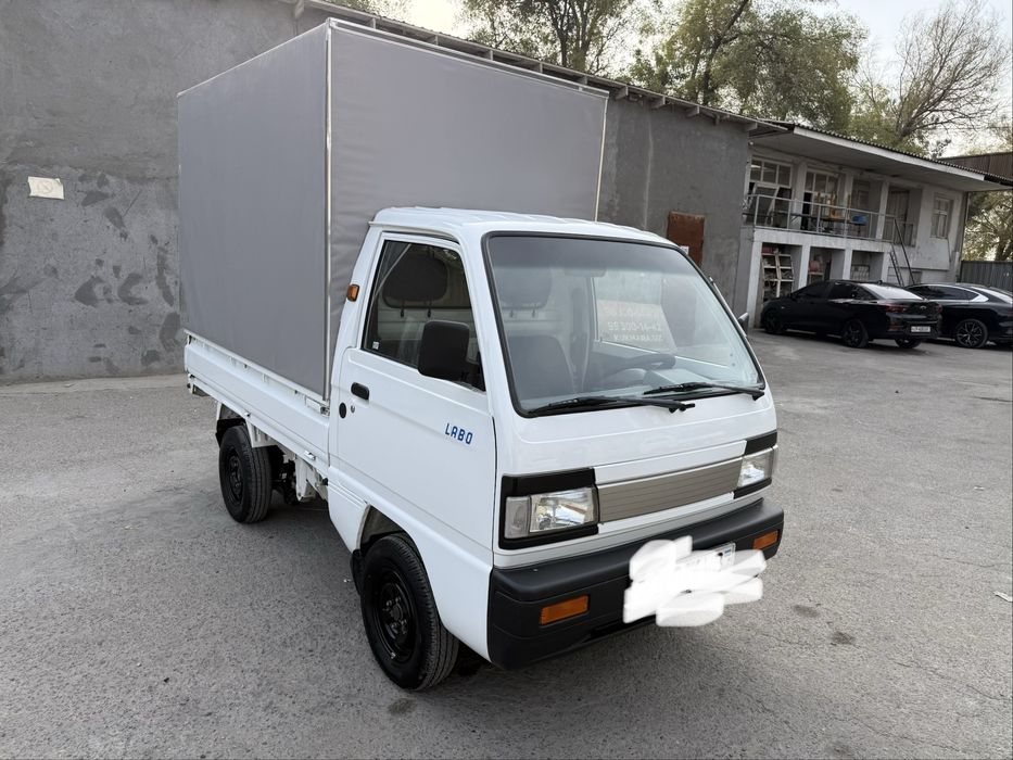 Chevrolet Labo 2022 yil xolati tiniq bir qol moshina