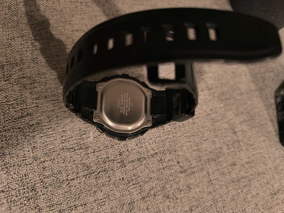 Ceas barbatesc Casio Standard AE-2000W-1BVDF Sporty Digital