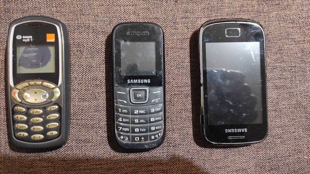 telefoane vintage pentru piese pret pe toate