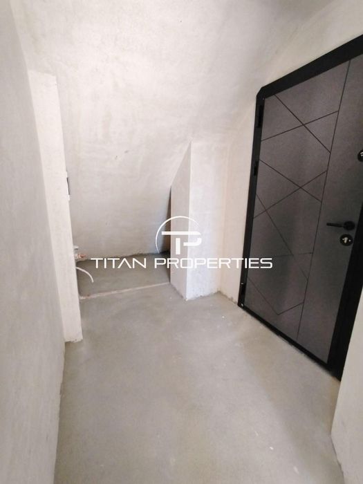 Продава се Тристаен апартамент в Варна, Колхозен пазар - 110 кв.м за 1819 €/кв.м - Снимка #10