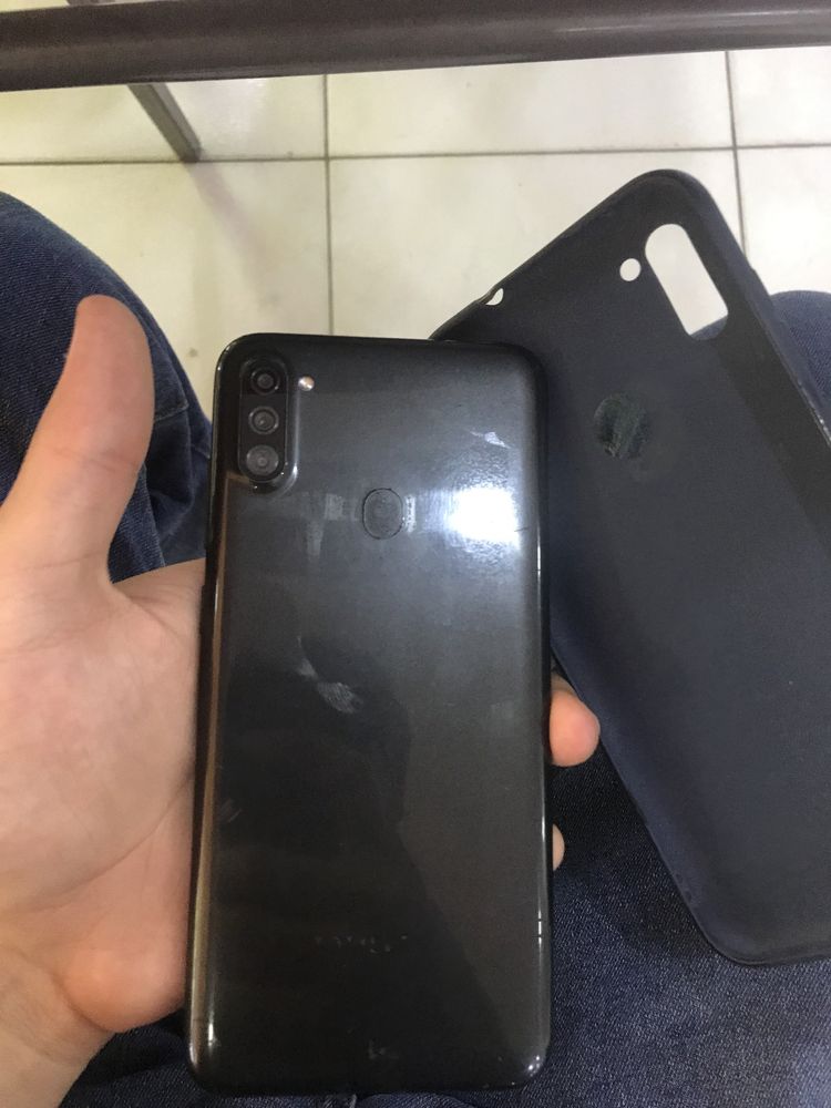 Samsung a11 sotiladi