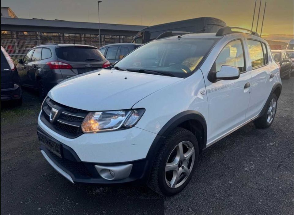 Dacia Sandero Stepway 2014 motor 0,9 Distributie schimbata,122.000 Km