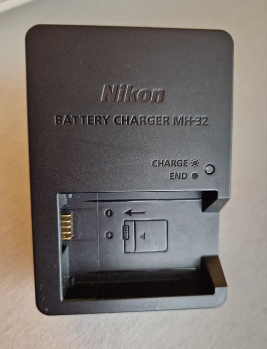 фотоапарат Nikon Z50 + обектив Nikon NIKKOR Z 18-140 mm f/3.5-6.3 DX