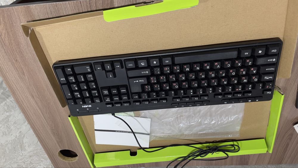 Клавиатура с проводной