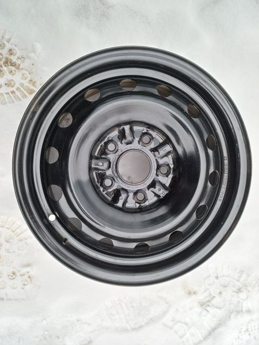 Диски автомобильные размер 15 б/у, состояние отличное.