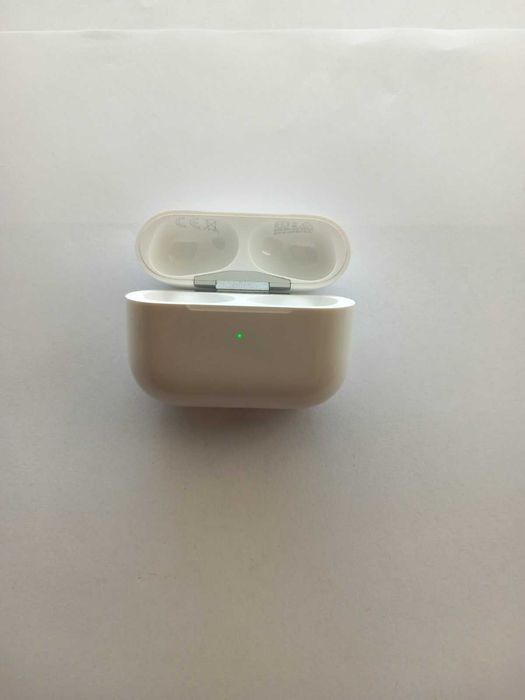 Оригинален кейс за зареждане на AirPods Pro – Charging Case