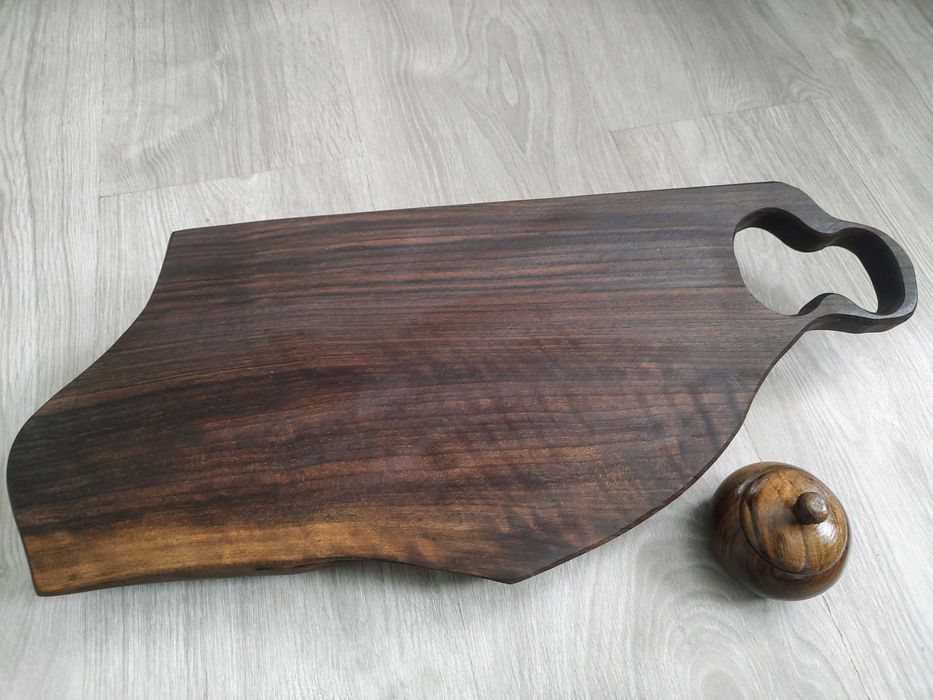 Дъска за рязане и сервиране на мезета