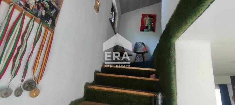 Продава се Къща в Хасково, Училищни - 215 кв.м за 871 €/кв.м - Снимка #9