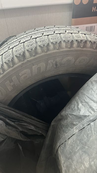 Комплект зимних шин hankook