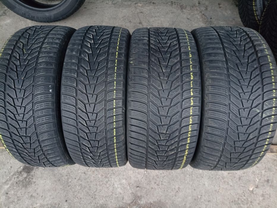 4 anvelope de iarna Hankook 2x275/40 R19 2x245/45 R19 dot 2021