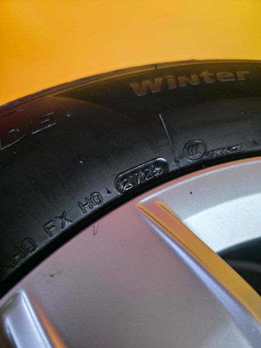 Roti Jante Anvelope IARNA 215/65/17 5x112 OEM VW Tiguan NOI 2025