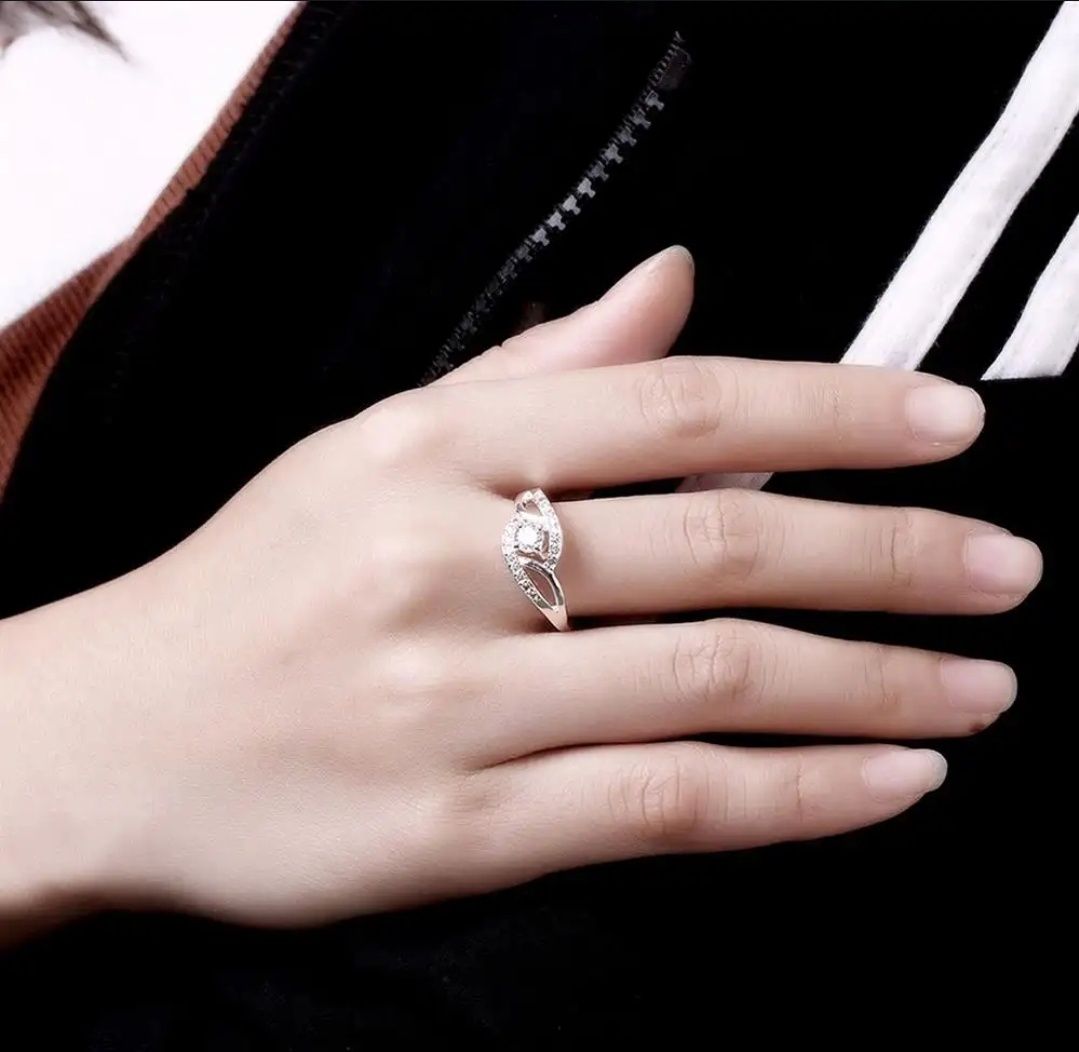 Женское кольцо из серебра 925 пробы размер US-8,9